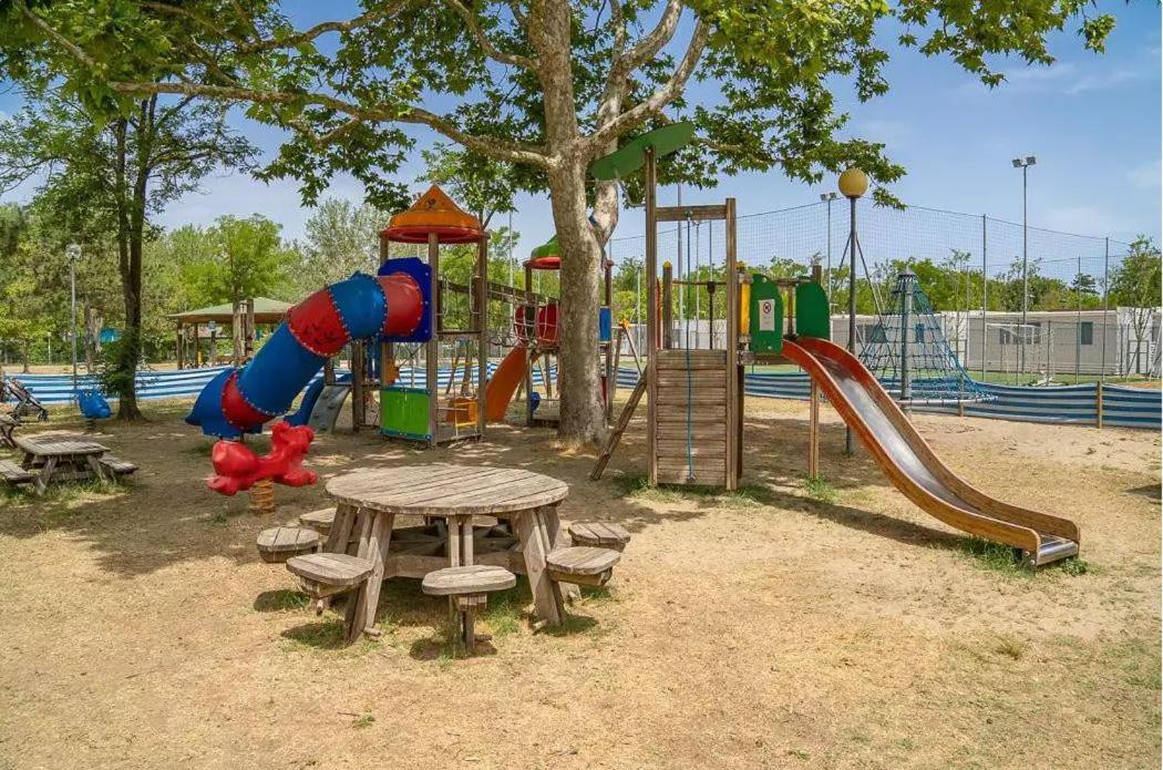 Vacanceselect Mobil Homes - Camping Pineta Sul Mare Camping Village Cesenatico Εξωτερικό φωτογραφία